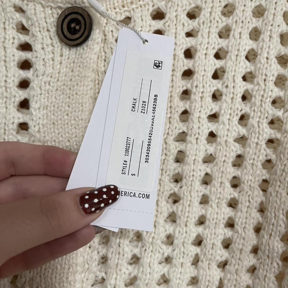 Cream Knit Sweater With Buttons - Picture 3 of 5